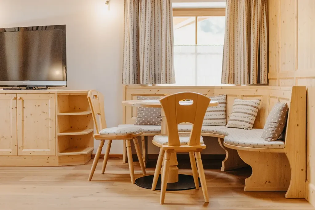 camera-senior-suite-coronata-haus-3