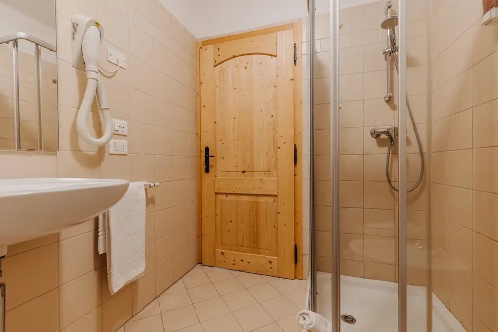 camera-superior-coronata-haus-bagno-5